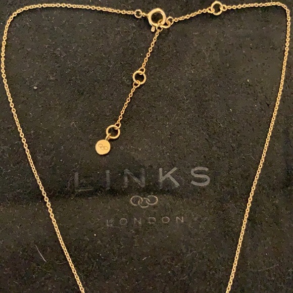18Y solid gold red diamond Links London pendent - Picture 4 of 5